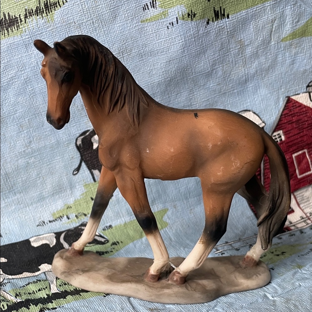 Brown Horse Figurine Set - Picture 7 of 9